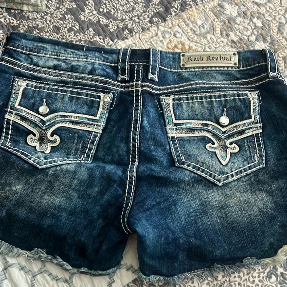 Rock Revival Betty Easy Shorts Size 34
